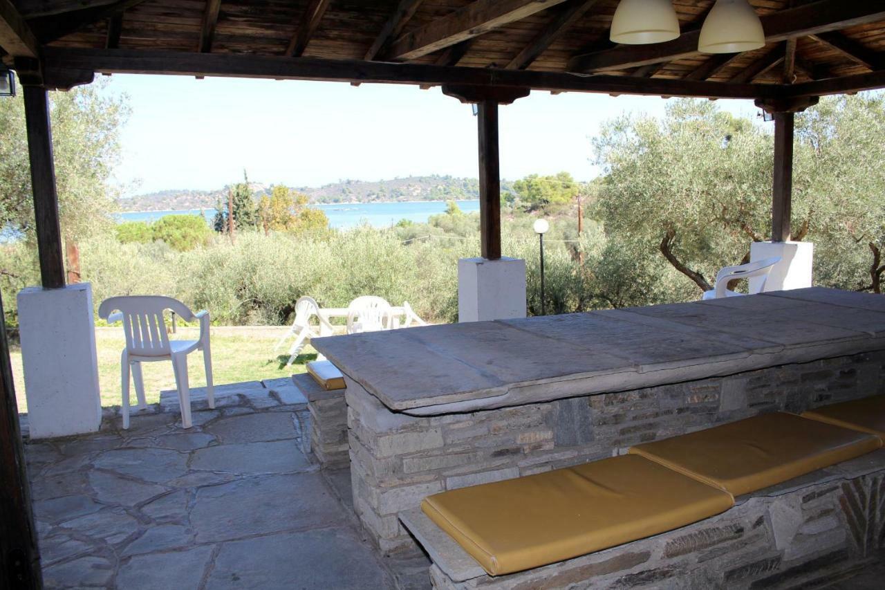 Philippos 2 Apartment Diaporos Luaran gambar